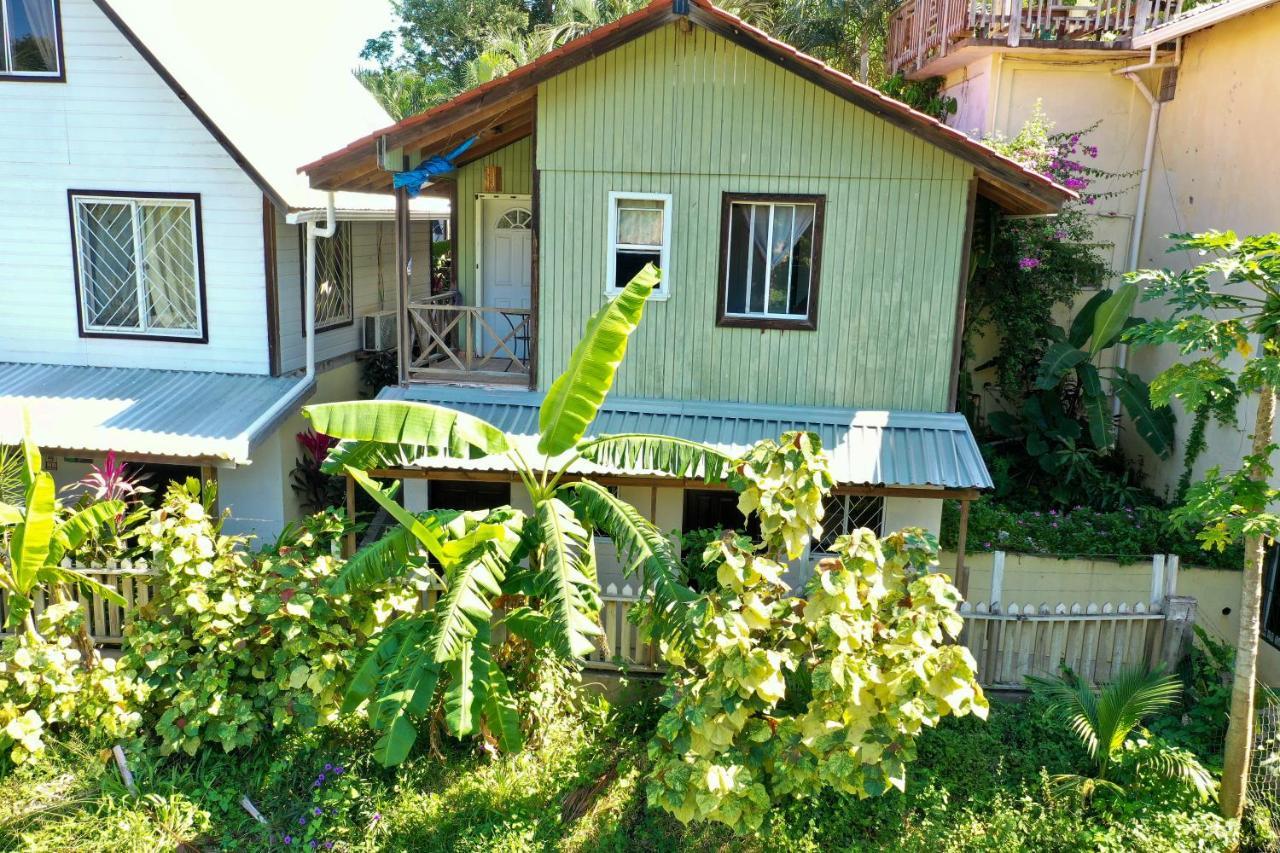 Roatan Backpackers' Hostel Sandy Bay Exteriör bild